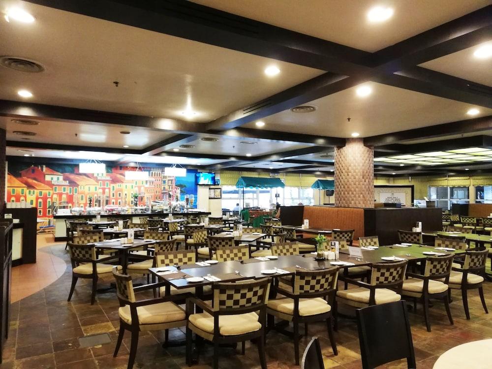 莎阿南德帕尔马酒店 外观 照片